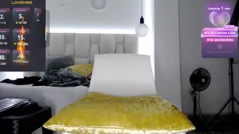 Snapshot of pink__tiffany chatting on 25, 2, 2025 tiffany online show from 25, 2, 2025