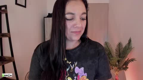 Snapshot of pink_kitten_ chatting on 22, 4, 2026 Eli online show from 22, 4, 2026