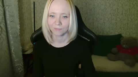 Snapshot of pink_martinis chatting on 28, 2, 2025 Pink MartinIS online show from 28, 2, 2025