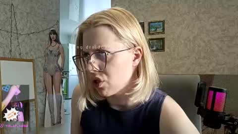 Pinky online show from 30, 4, 2026