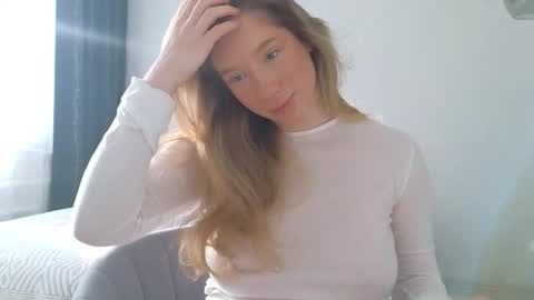 Snapshot of pink_rosee_ chatting on 13, 10, 2025 online show from 13, 10, 2025