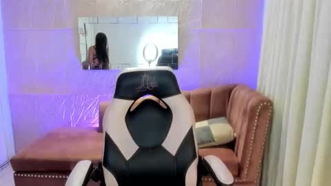 isabella online show from 23, 4, 2026