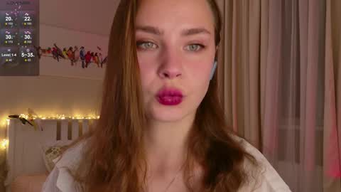 Snapshot of pink_seagull chatting on 19, 10, 2025 Eva online show from 19, 10, 2025