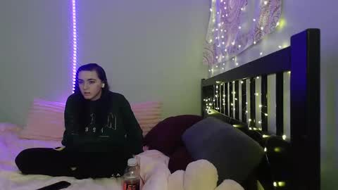 pink_tv online show from 2, 12, 2025