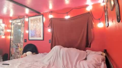 Virginity smiles online show from 24, 12, 2024