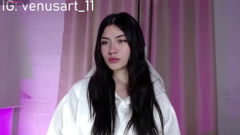 Snapshot of pinkarg chatting on 6, 1, 2025 - online show from 6, 1, 2025