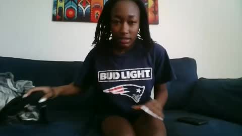 PinkyAura online show from 7, 1, 2026