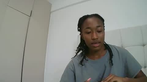 PinkyAura online show from 17, 2, 2026