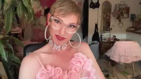 Snapshot of pinkfag chatting on 1, 6, 2026 pinkfag online show from 1, 6, 2026
