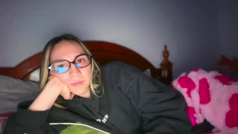 Snapshot of pinkilola chatting on 16, 6, 2026 Pinkilola online show from 16, 6, 2026