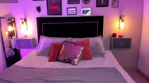 Snapshot of pinkk_demon chatting on 15, 5, 2026 PINKK online show from 15, 5, 2026