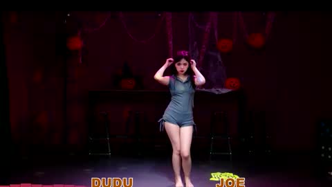 Snapshot of pinklady_dudu chatting on 5, 11, 2025 pinklady_dudu online show from 5, 11, 2025