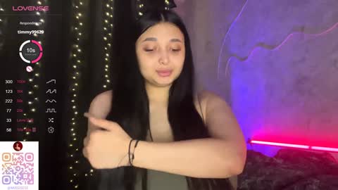 Snapshot of pinkncrazy chatting on 19, 1, 2026 HERES ALICE WELCOME EVERYONE LOVENSE DOMI REACT TO YOUR TIPS LETS MAKE A GREAT SHOW TOGETHER online show from 19, 1, 2026