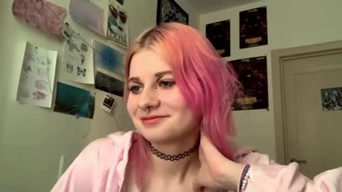 Sara online show from 4, 10, 2025