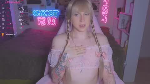 Snapshot of pinkvenom_ chatting on 30, 10, 2025 pinkvenom_ online show from 30, 10, 2025