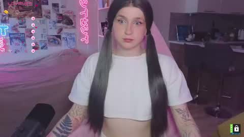 pinkvenom_ online show from 13, 7, 2026