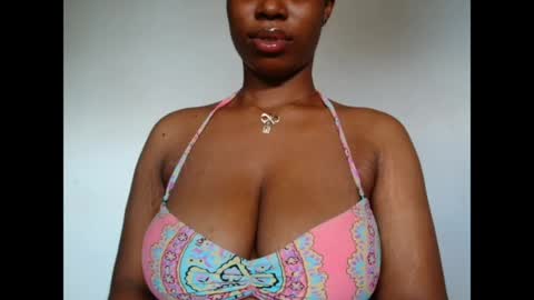 Snapshot of pinkxsugar chatting on 21, 5, 2026 pinkxsugar online show from 21, 5, 2026