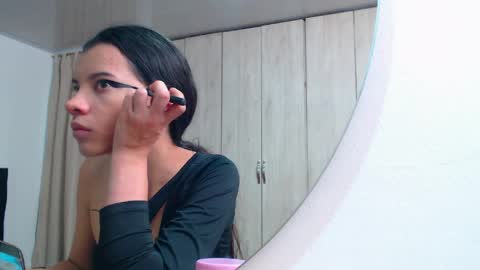 Snapshot of pinky_f00x chatting on 30, 4, 2026 pinky_f00x online show from 30, 4, 2026