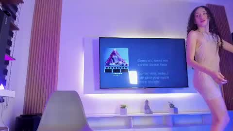 Snapshot of pinky_peach_ chatting on 22, 6, 2026 Peachy online show from 22, 6, 2026