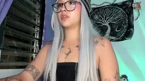 Snapshot of pinky_promiseex chatting on 13, 6, 2026 pinky_promiseex online show from 13, 6, 2026