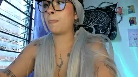 Snapshot of pinky_promiseex chatting on 14, 6, 2026 pinky_promiseex online show from 14, 6, 2026