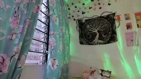pinky_promiseex online show from 23, 6, 2026