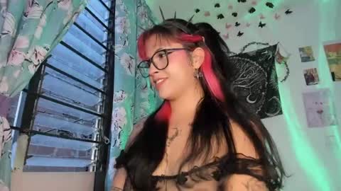 pinky_promiseex online show from 2, 7, 2026