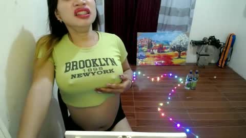 Snapshot of pinky_pussybobby69 chatting on 25, 6, 2026 Tina online show from 25, 6, 2026