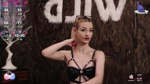 Pinky online show from 9, 1, 2025