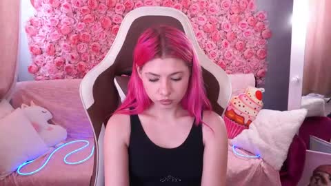 Snapshot of pinkytrix chatting on 19, 5, 2026 pinkytrix online show from 19, 5, 2026