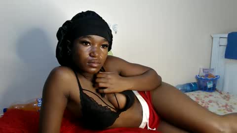 Snapshot of pinnacle_ chatting on 7, 6, 2026 zenah online show from 7, 6, 2026