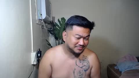 Snapshot of pinoy041087 chatting on 12, 10, 2025 pinoy041087 online show from 12, 10, 2025