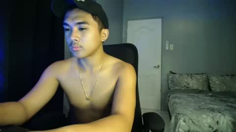 Adrianne online show from 27, 9, 2025