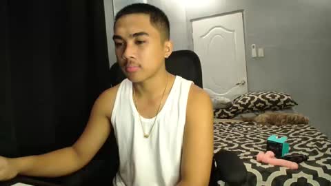 Adrianne online show from 4, 10, 2025