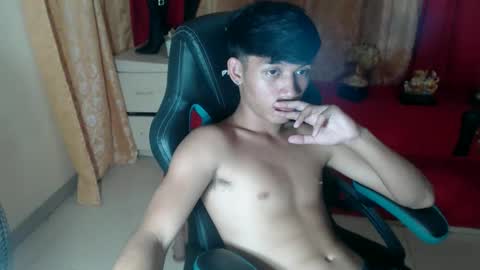 Snapshot of pinoyhotprincexxx chatting on 12, 11, 2025 pinoyhotprincexxx online show from 12, 11, 2025