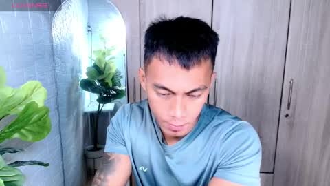 Snapshot of pinoymilker chatting on 21, 4, 2026 ethan online show from 21, 4, 2026