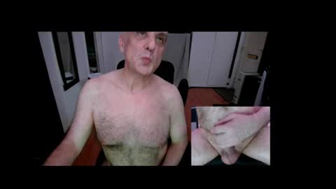 Snapshot of pip10 chatting on 15, 7, 2026 pip10 online show from 15, 7, 2026