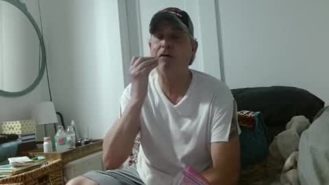 Snapshot of pirate334 chatting on 27, 4, 2026 pirate334 online show from 27, 4, 2026