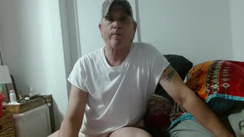Snapshot of pirate334 chatting on 18, 5, 2026 pirate334 online show from 18, 5, 2026