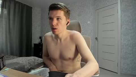 Snapshot of pirremeow chatting on 16, 4, 2026 Pierre online show from 16, 4, 2026