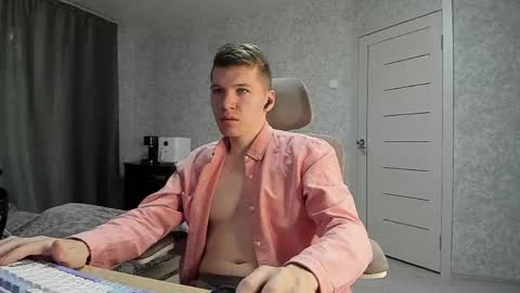 Snapshot of pirremeow chatting on 5, 5, 2026 Pierre online show from 5, 5, 2026