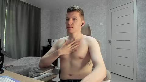 Snapshot of pirremeow chatting on 14, 5, 2026 Pierre online show from 14, 5, 2026