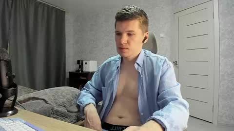 Snapshot of pirremeow chatting on 22, 5, 2026 Pierre online show from 22, 5, 2026
