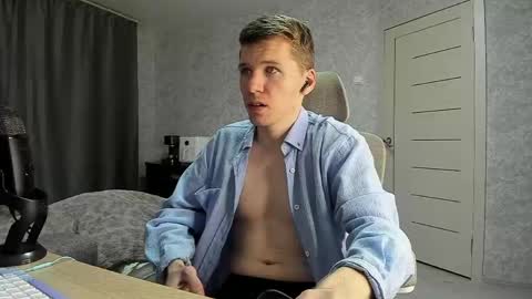 Snapshot of pirremeow chatting on 31, 5, 2026 Pierre online show from 31, 5, 2026