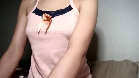 Snapshot of piscis_dreams chatting on 6, 2, 2025 PiscisDreams online show from 6, 2, 2025