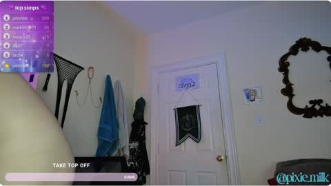 Snapshot of pixie_milk chatting on 11, 1, 2025 jae online show from 11, 1, 2025