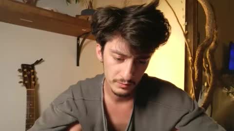 Snapshot of pixiemanicdreamboy chatting on 24, 10, 2025 Juju online show from 24, 10, 2025