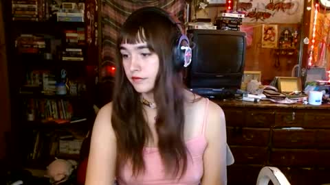 Izzy online show from 12, 9, 2025