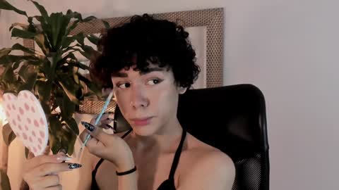 cris online show from 20, 1, 2025