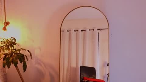 Snapshot of pixy_20 chatting on 22, 6, 2026 cris online show from 22, 6, 2026